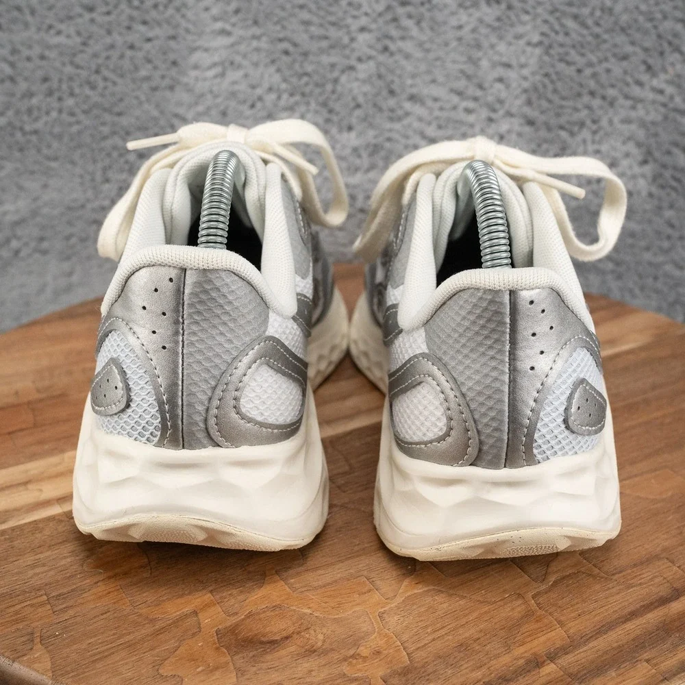 New Balance Fresh Foam Arishi V4 TIRALUX Grey Shoes WARISTS4 Women's Size 10 D